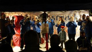 Es hat gute Tradition: Die Hewwlguggler eröffnen den Weihnachtsmarkt – dieses Mal am Freitag um 18 Uhr.