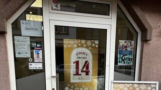 Der Hockenheimer Marketingverein lädt am 14. Dezember vor der Geschäftsstelle in der Oberen Hauptstraße 7 in Hockenheim zu Glühwein und Punsch ein.