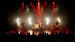 Ein großartiger Abend für Gringo Mayer und die Kegelband ging im Tollhaus zu Karlsruhe über die Bühne.