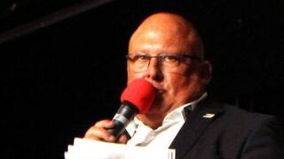 Jochen Ungerer sorgt mit einem Gedicht für Stimmung.