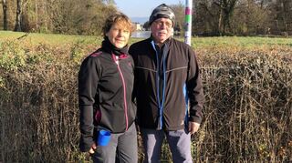 Gegen 13 Uhr haben die 50-Kilometer-Wanderer Sabine Prubst und Albert Brickel das Schwetzinger Schloss erreicht. Sie kommen aus der Region Mittelfranken.