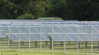 Im Entwurf des Teilregionalplans Solarenergie für die Metropolregion Rhein-Neckar weist im Nordwesten und Osten der Reilinger Gemarkung zusammen knapp 37 Hektar Fläche für Freiflächensolaranlagen aus.