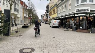 Einige Fachgeschäfte finden sich noch.