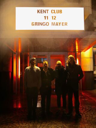 The Fabulous Four in Hamburg. Also nicht die Beatles, sondern Gringo Mayer und die Kegelband vor ihrer Show im Kent Club.