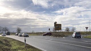 Alles scheint gut zu laufen – und doch kracht es an dieser Auffahrt von der Friedrichs-felder Landstraße zur B 535 regelmäßig. Meist wegen Nichtbeachtung der Vorfahrt.