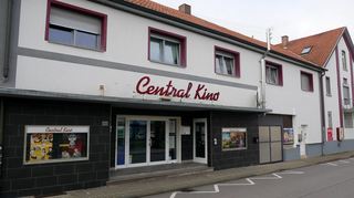 Das Central Kino in Ketsch wird am 20. Dezember 2023 exakt 65 Jahre alt und läuft im zehnten Jahr unter dem ehrenamtlichen Trägerverein besser denn je. Doch der geplante Verkauf des Gebäudes sorgt ein wenig für Unsicherheit.