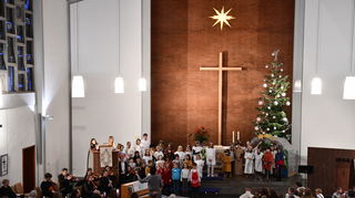 Die Christuskirche bietet das richtige Ambiente für Gottesdienste und Krippenspiel.
