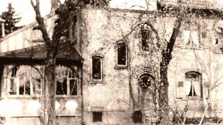 Aus diesem Dornröschenschlaf ist die Villa Meixner Mitte der 1980er Jahre wachge-küsst worden. Bis dahin wurde sie als Gemeindewohnhaus genutzt.
