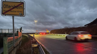 Da an der Auffahrt zur B291 auch das Gemeindegebiet von Oftersheim endet, hat die Verwaltung mit der Verkehrsplanung an dieser Stelle nur sehr wenig zu tun.