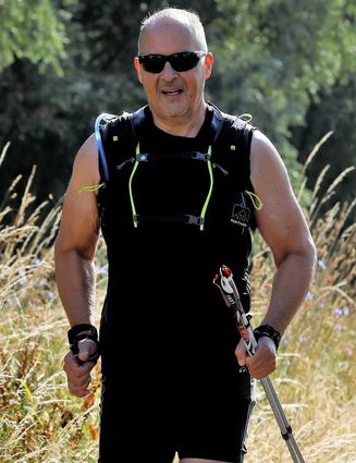 Dr. Thomas Soballa bei einem Trainingslauf im Sommer. Auch im Winter ist der passionierte Sportler gerne unterwegs.