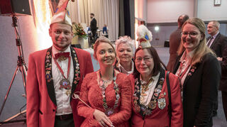 Auch Faschingsprinzessin Sabrina II. von der glitzernden Weltmeisterschere im Beisein des Elferrates waren zum Altlußheimer Neujahrsempfang gekommen.