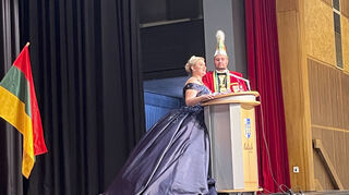 Prinzessin Jacky I. verliest ihre närrischen Paragraphen.