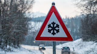 Der Deutsche Wetterdienst warnt vor Glatteis in Mannheim, Ludwigshafen und der Region. (Symbolbild)