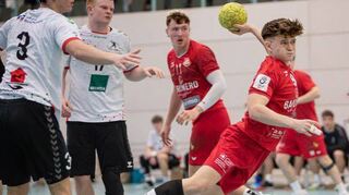 Magnus Schroiff scheitert gegen Friedenheim/Hochdorf. Am Ende spielt die Bundes-liga-HG-Jugend nur Unentschieden.