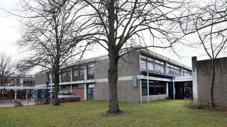 Die Theodor-Heuss-Realschule in Hockenheim soll Container bekommen. Das kostet die Stadt voraussichtlich 600.000 Euro.