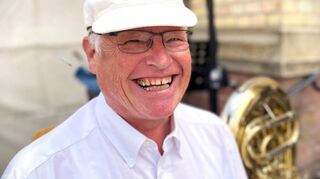 Freut sich, dass sein Instrument in diesem Jahr im Fokus steht: Tubist Clemens Dortelmann.