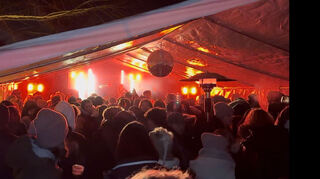 Vorpremiere als Initialzündung für die Vereinsgründung: Beim Musikevent Electrolympica  Winter Groove Open Air am Sportplatz des SC Olympia Neulußheim sammelten die Solid-Sound-Gründer erste Erfahrungen und ließen sich von durchweg positiven Rückmeldungen ermutigen. Bild: Graf/Solid Sound