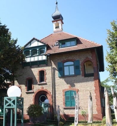 Das Kulturzentrum in der inzwischen 125 Jahre alten Villa Meixner bietet den Brühlern und Gästen von außerhalb ein facettenreiches Jubiläumsprogramm.