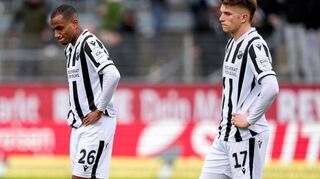 Wieder nur ein Punkt: Yassin Ben Balla und David Otto vom SVS sind enttäuscht.