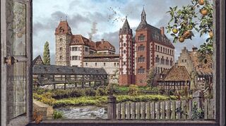 „Eine lange, gedeckte Brücke führt über Leimbach und Schlossgraben hinüber zum Haupttor. Wieder erkennen wir die beiden getrennten Hauptgruppen des Schlosses, die durch die Wehrmauer miteinander verbunden sind.“ Diese Ansicht von Schloss und Mühle von Osten her betrachtet wird in den Kontext Mitte des 16. Jahrhunderts gesetzt.