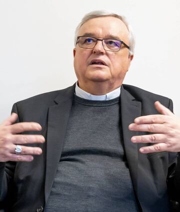 „Der Frage nach dem Weiheamt für Frauen muss mit Nachdruck in der Weltkirche nachgegangen werden“: Dieser Ansicht ist der Speyerer Bischof Karl-Heinz Wiesemann.