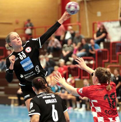 Amelie Möllmann spielte gegen Lintfort erstmals nach ihrer Fußverletzung wieder für die Kurpfalz-Bären. Jetzt sorgt eine Überbelastung im Training dafür, dass die 22-Jährige erneut mindestens drei Spiele ausfällt.