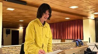 Dirigent Leonhard Diehm bringt laut den Musikern das neu Erlernte aus der Ausbildung direkt mit in die Proben.
