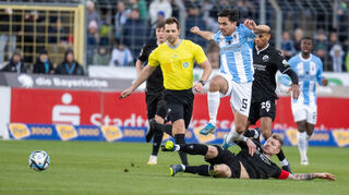 Wie hier gegen den TSV 1860 München soll Sandhausens Kapitän Alexander Mühling auch im Auswärtsspiel gegen Viktoria Köln wieder als Kopf in der Mittelfeld-Schaltzentrale vorangehen.
