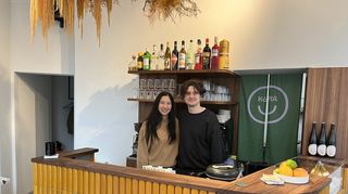 Inhaberin Martina Schwuch zusammen mit Teammitglied Paul Schmitt.