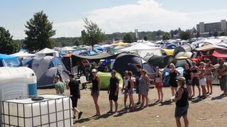 Camping ist bei Festivals auf dem Hockenheimring üblich. Hier das Green Camping bei Rock'n'Heim 2013.