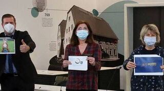 Die Masken zeigen es: Die Sitzung der Jurymitglieder zur Auswahl des Siegerentwurfs ist schon etwas her. OB-Referent Christoph Henninger (v. l.) , OB Marcus Zeitler, Bärbel Hesping, Marina Nottbohm, Oliver Grein, Jochen Vetter und Bürgermeister Thomas Jakob-Lichtenberg im März 2021 bei der Präsentation der „Top Vier“.