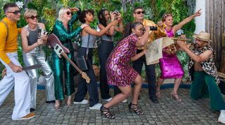 Aus der französischen Partnerstadt Commercy bringt die Coverband „LedZap“ die größten Pop- und Rockklassiker von Aretha Franklin bis Tina Turner mit.