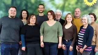 Alexander Mansel (v. l.), Lisa Janßen, Silvia Mansel, Alex Michl, Carolin Bögle, Dr. Frank Thuselt, Lotte Hartmann, Patrick Scherrer, Monika Schroth und Claudia Scherrer treten für den Ortsverband der Grünen an.