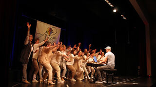 Musikalisch und physisch beeindruckend: der Chor "Mixed Generation" aus Harthausen.