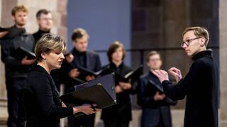 Bei der Konzertreihe „Cantate Domino“ der Dommusik Speyer gastiert der Kammerchor „Ad libitum“ aus Köln unter der Leitung von Frederic Beaupoil. Sopranistin Lara Rieken kann dabei überzeugen.