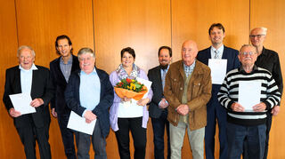 Beim Ehrungsnachmittag des CDU-Gemeindeverbands Brühl/Rohrhof standen verdiente Parteimitglieder im Fokus: Werner Münch (v. l.), CDU-Bundestagsabgeordneter Olav Gutting, Thomas Gessel, Claudia Kieser, Vorsitzender Kenneth Gund, Winfried Geier, Michael Till, Edgar Kutzer und Gerald Hock.