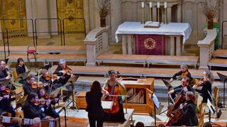 Marion Krall leitet den Mannheimer Kammerchor und die Sinfonietta.