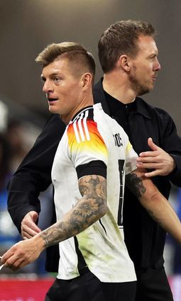 Die beiden Gewinner von Lyon: Toni Kroos (li.) feierte ein überragendes Comeback, Bundestrainer Julian Nagelsmann lag mit vielem richtig.