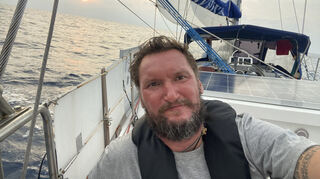 Adam Kus ist seit mehr als zwei Jahren auf See.