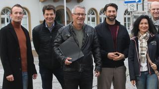 Sascha Dobelmann (v. l.), Markus Bürger, Volker Engelfried, Patrick Arzt, Monika Steidle, Andreas Koch, Markus Lips und Nils Melkus beschäftigen sich unter anderem mit dem Thema Digitalisierung.