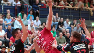Jan Triebskorn in der Nordstadthalle. In der 3. Liga trat die HG Oftersheim/Schwetzingen 2023 gegen den TV Kirchzell an.