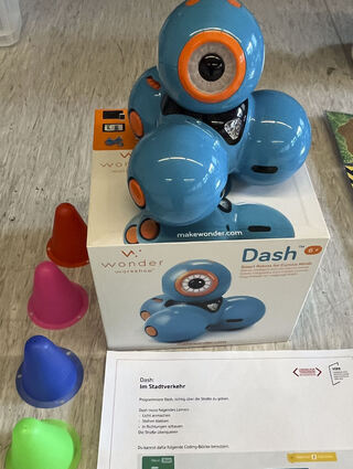Gestatten, dies ist Dash! Ein Roboter, in dem einige Funktionen stecken.