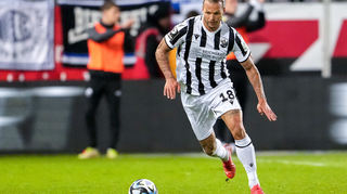Fußballer Dennis Diekmeier beendet seine Karriere beim SV Sandhausen.