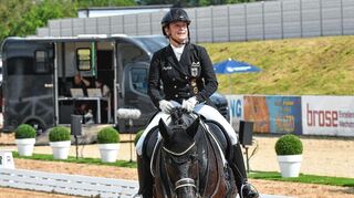 Isabell Werth schwärmte nach ihrem Auftritt beim Grand Prix des Maimarktturniers von ihrem Pferd „Wendy de Fontaine“.