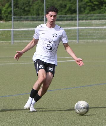 Selim Cinar: Erst Spieler der Woche, jetzt erneut für die TSG Eintracht Plankstadt in der Kreisliga erfolgreich. In Leutershausen erzielt er den 1:1-Ausgleich.