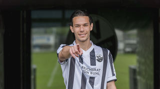 Der 28-jährige Innenverteidiger Jeremias Lorch hat in der laufenden Saison 36 von 38 Spielen für Viktoria Köln bestritten.
