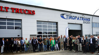 Das Unternehmen hat sich von der Spedition zum Rundum-Service-Betrieb für Volvo- und Renault-Trucks entwickelt.