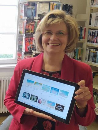 Leiterin Annette Hörstel setzt sich generell für die Digitalisierung der Oftersheimer Bücherei ein.