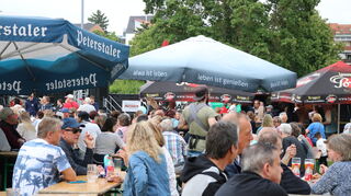 Das Ketscher Maifest findet dank der hervorragenden Organisation der Vereine immer sehr großen Anklang.