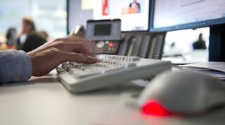 Tastatur, Maus und Monitore: Ohne diese Hardware geht heute auch in der Verwaltung nichts mehr, hinzu kommen Server und Programme. Die Gemeinde Oftersheim investiert deshalb in eine aktuelle Ausstattung.